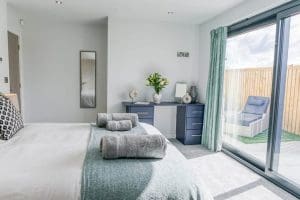 Gwel-Y-Wyddfa_Rhosneigr_Anglesey_bedroom_2_1920x1080